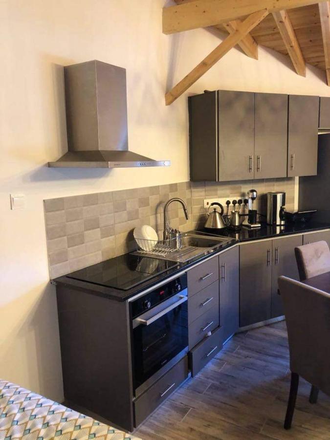 To Spiti Tou Faliari Platanistasa Экстерьер фото